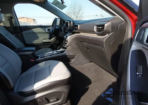 2021 Ford Explorer Xlt z USA, uszkodzony, nr VIN 1FMSK7DH5MGB92990